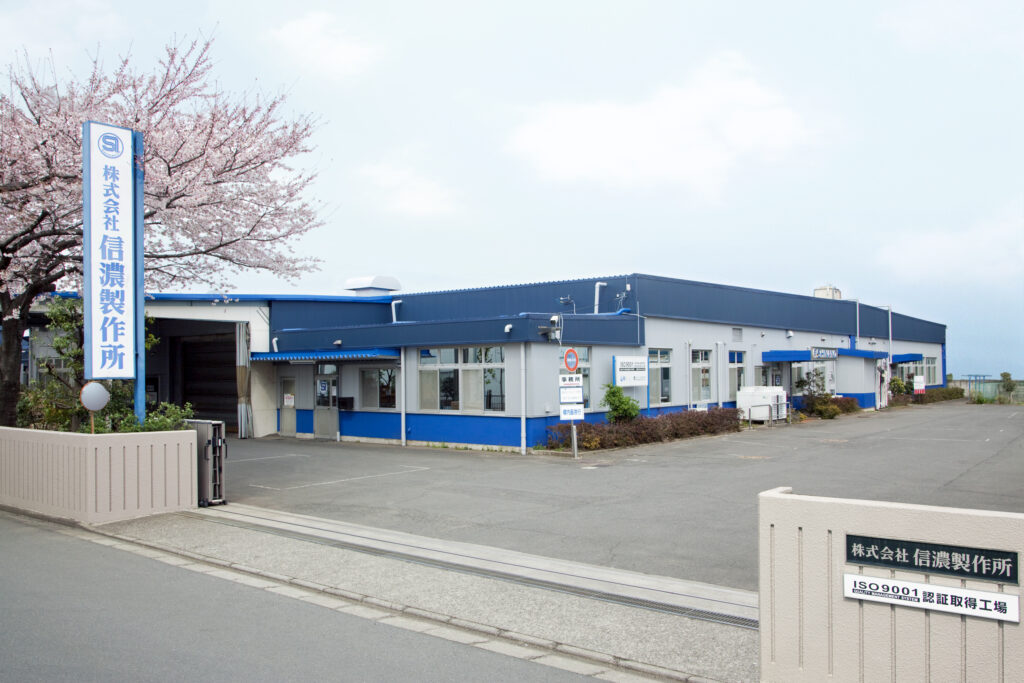 信濃製作所様外観